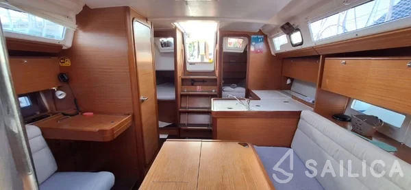 Dufour 360 GL - Yacht Charter Sailica