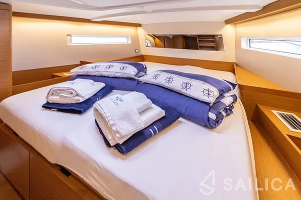 Dufour 48 - Yacht Charter Sailica