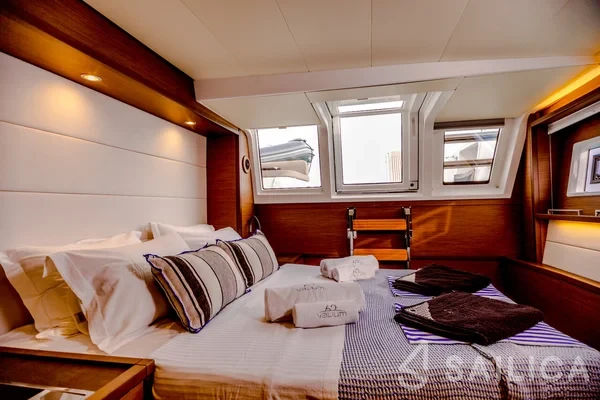 Lagoon 620 - Yacht Charter Sailica