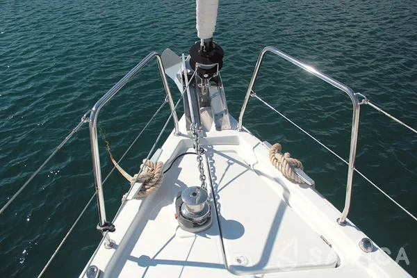 Oceanis 41.1 - Yacht Charter Sailica