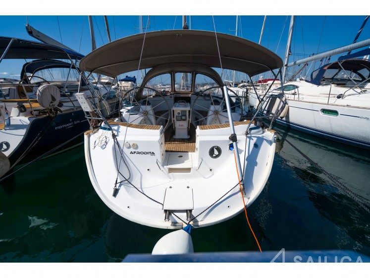 Bavaria 44 - Yacht Charter Sailica