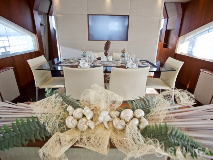 Aicon 75  - Yacht Charter Sailica