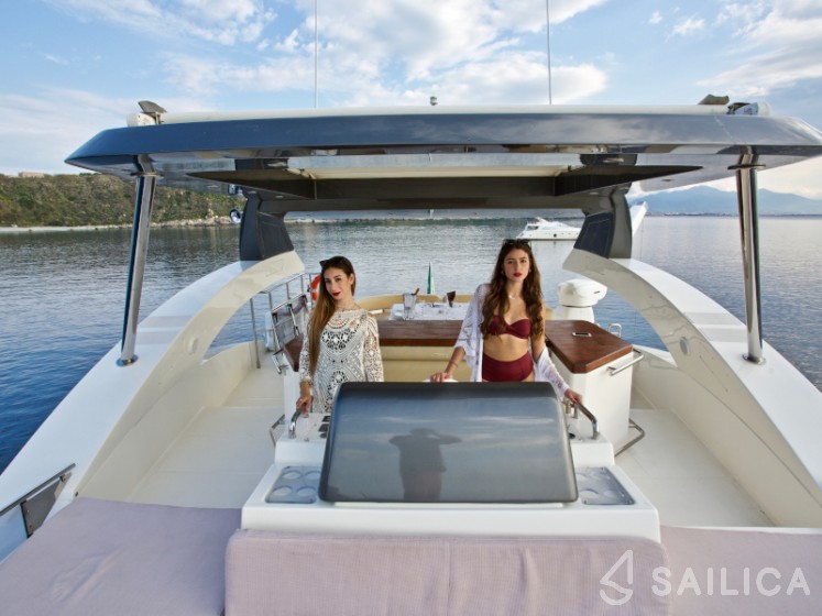 Aicon 75  - Yacht Charter Sailica