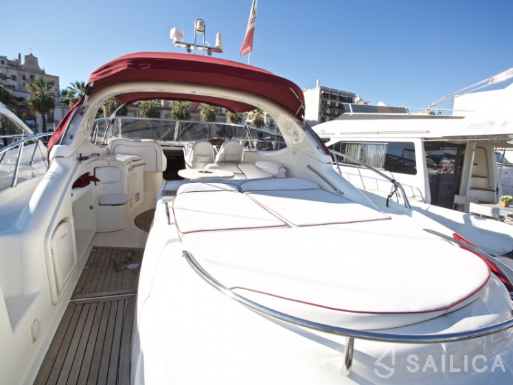 Mediterranee 50 HT - Yacht Charter Sailica