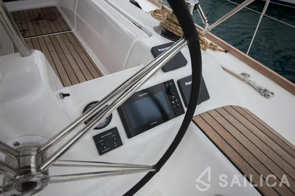 Dufour 460 GL - Yacht Charter Sailica