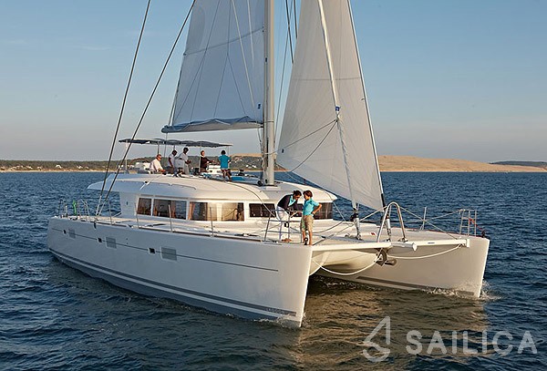 Lagoon 620 - 6 + 2 cab. - Yacht Charter Sailica