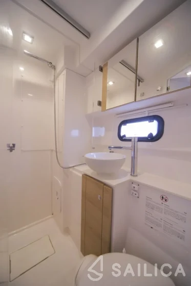 Bali 4.5 - Yacht Charter Sailica