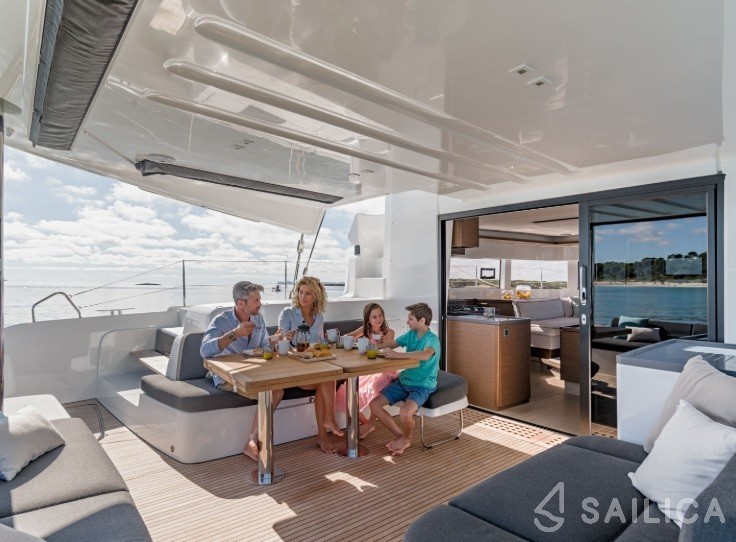 Lagoon 50 - Yacht Charter Sailica