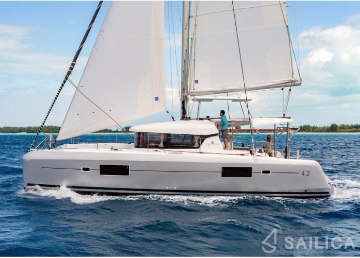 Lagoon 42 - 3 + 1 cab. - Yacht Charter Sailica