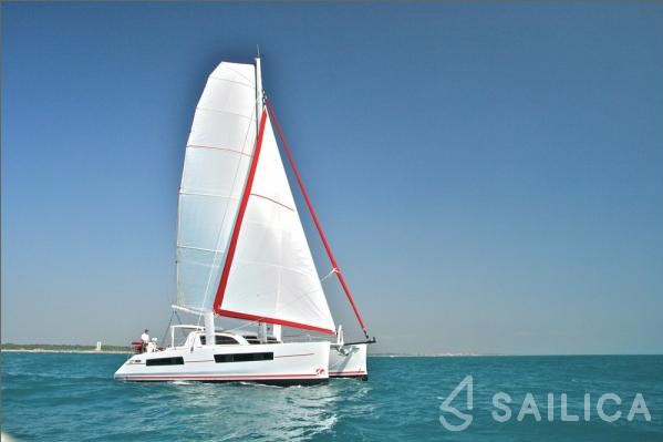 Catana 47 - 4 + 2 cab. - Yacht Charter Sailica