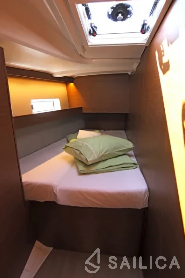 Sun Odyssey 490 - Yacht Charter Sailica