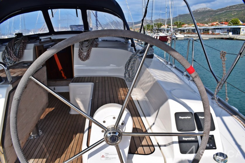 Bavaria 46 Cruiser - Yacht Charter Sailica
