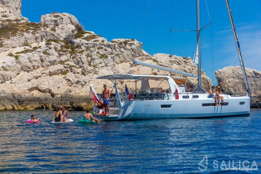 Sun Loft 47 - Yacht Charter Sailica
