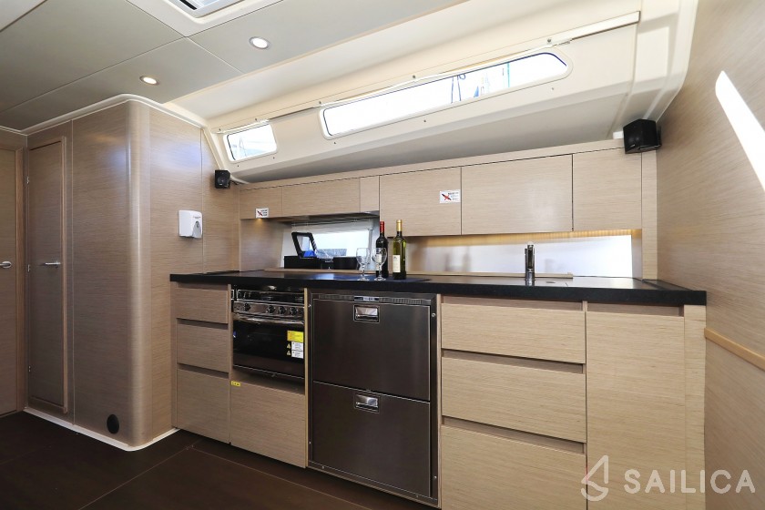 Hanse 508 - Yacht Charter Sailica