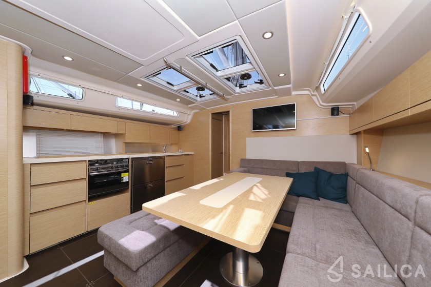 Hanse 508 - Yacht Charter Sailica