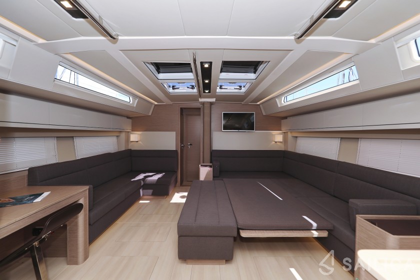 Hanse 548 - Yacht Charter Sailica