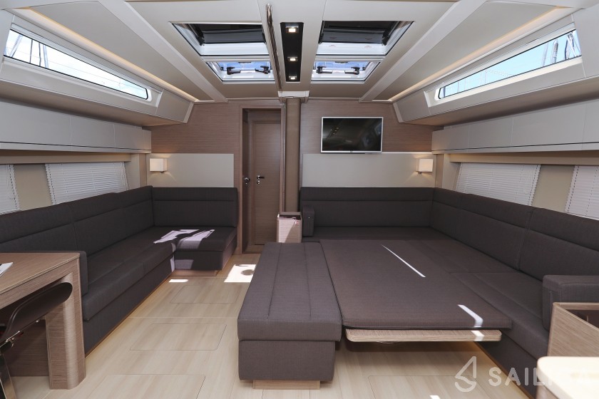Hanse 548 - Yacht Charter Sailica