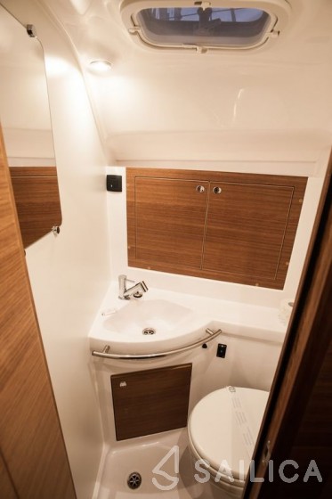 Elan Impression 40.1 - Yacht Charter Sailica