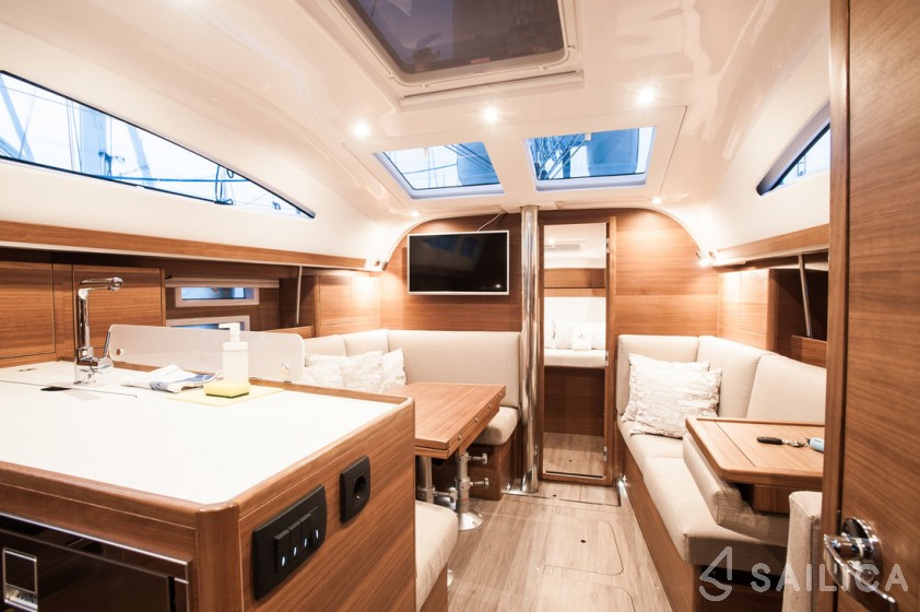 Elan Impression 40.1 - Yacht Charter Sailica