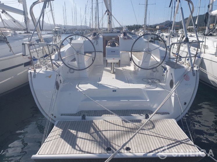 Bavaria Cruiser 46 - Yacht Charter Sailica