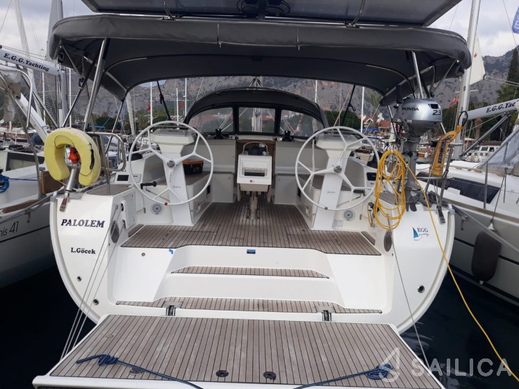 Bavaria 46 Cruiser - Yacht Charter Sailica
