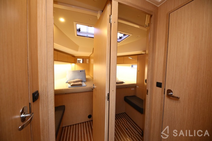 Bavaria 46 Cruiser - Yacht Charter Sailica
