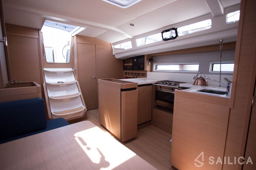 Sun Odyssey 440 - Yacht Charter Sailica