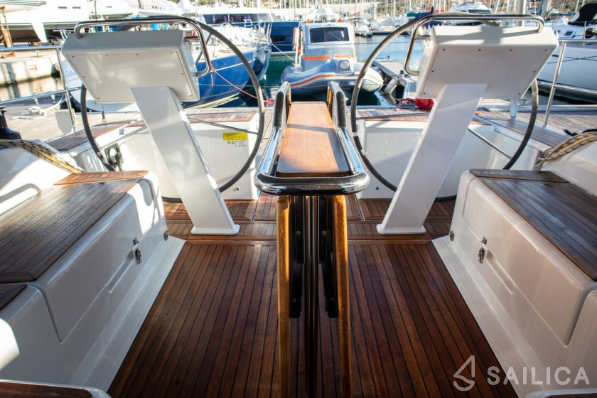 Hanse 455 - Yacht Charter Sailica
