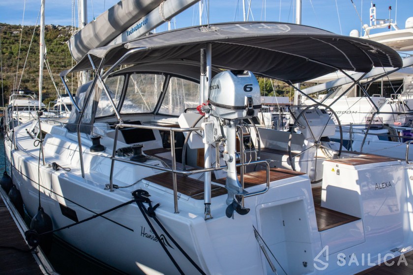 Hanse 455 - Yacht Charter Sailica