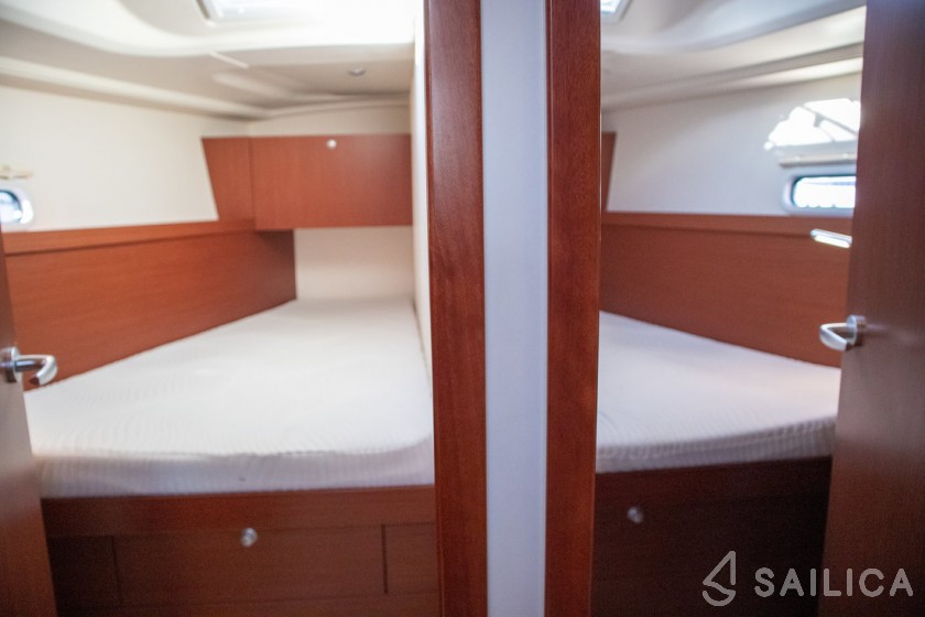 Hanse 455 - Yacht Charter Sailica