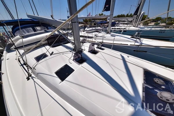 Sun Odyssey 490 - Yacht Charter Sailica