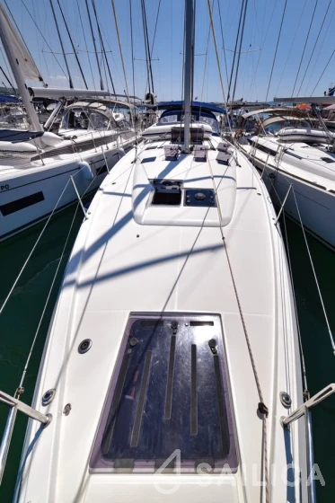 Sun Odyssey 490 - Yacht Charter Sailica