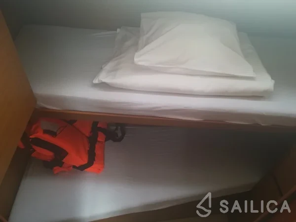 Sun Odyssey 490 - Yacht Charter Sailica