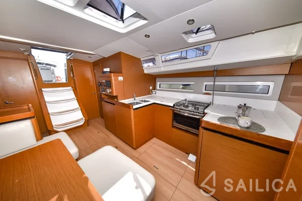 Sun Odyssey 490 - Yacht Charter Sailica