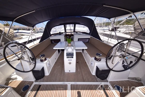Sun Odyssey 490 - Yacht Charter Sailica