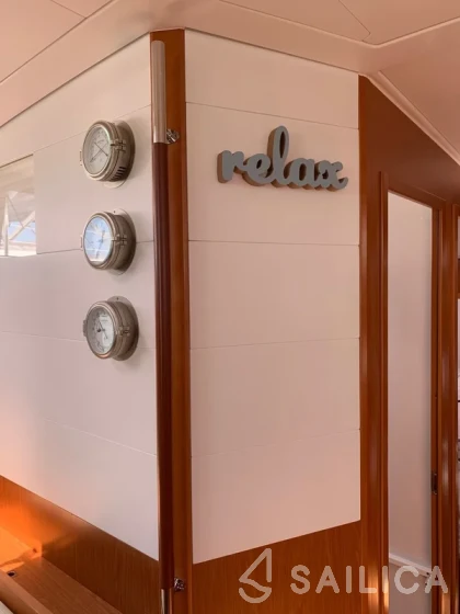 Sense 50 - Yacht Charter Sailica