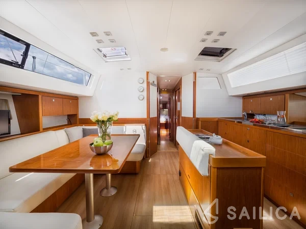 Sense 50 - Yacht Charter Sailica