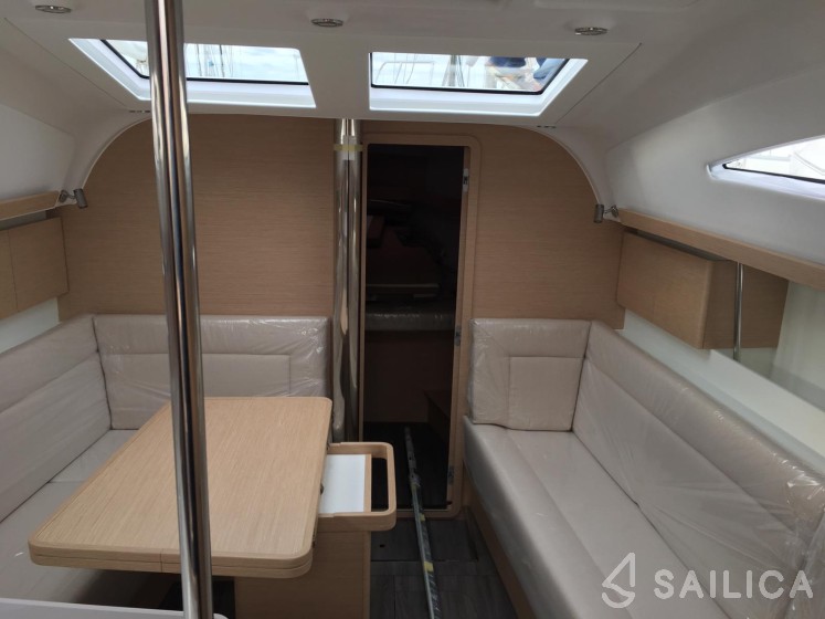 Elan 40 Impression - Yacht Charter Sailica