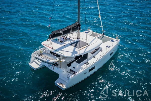 Lagoon 42 - Yacht Charter Sailica
