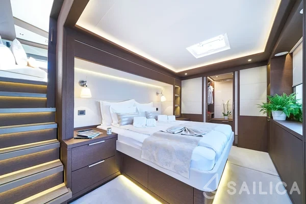 Lagoon Seventy 7 - Yacht Charter Sailica