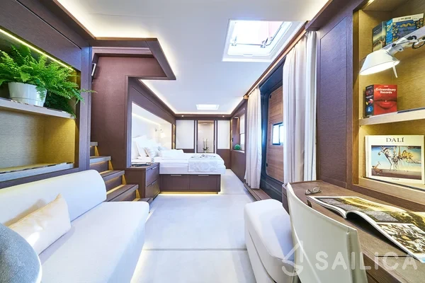 Lagoon Seventy 7 - Yacht Charter Sailica