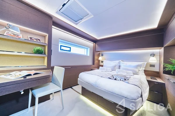 Lagoon Seventy 7 - Yacht Charter Sailica