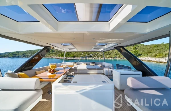 Lagoon Seventy 7 - Yacht Charter Sailica