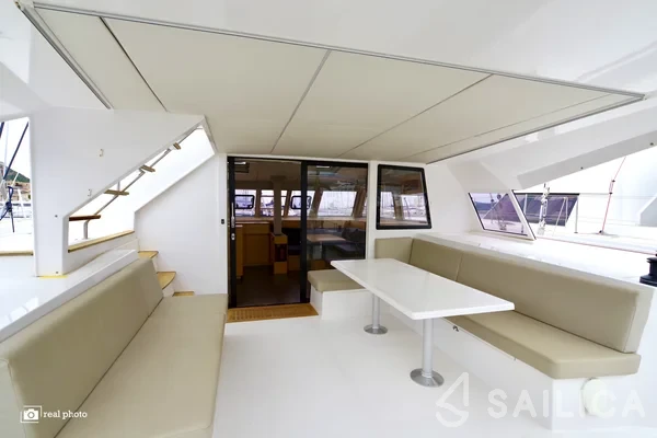 Nautitech 46 Fly - Yacht Charter Sailica