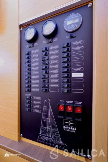 Nautitech 46 Fly - Yacht Charter Sailica