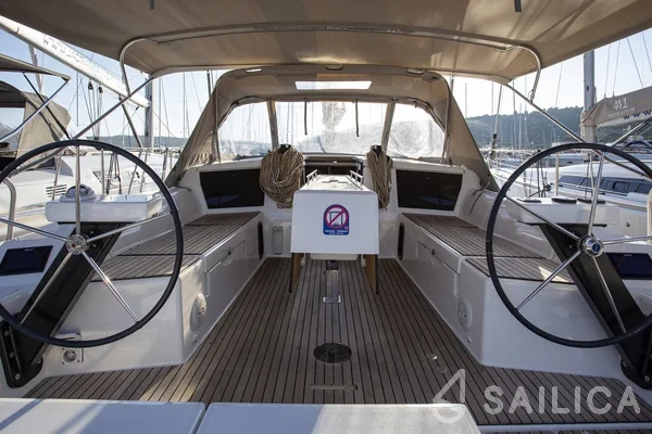 Dufour 430 Grand Large - Yacht Charter Sailica
