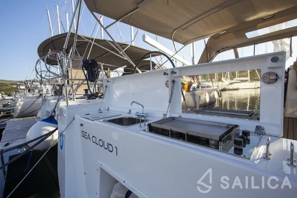 Dufour 430 Grand Large - Yacht Charter Sailica