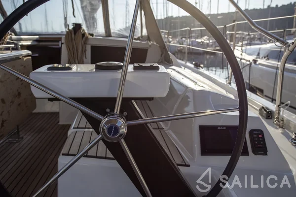 Dufour 430 Grand Large - Yacht Charter Sailica