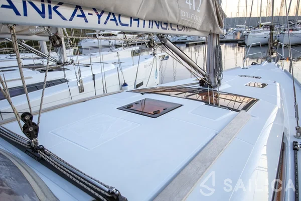 Dufour 412 GL - Yacht Charter Sailica