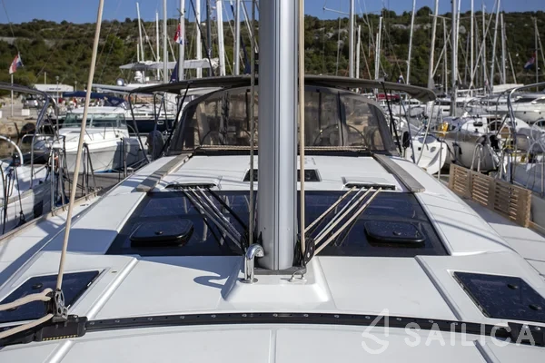 Dufour 460 GL - Yacht Charter Sailica